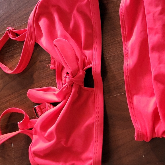 Women swim suit - Picture 2 of 4